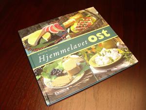 Ostebogen "Hjemmelavet ost" af Kirsten Iversen p� forlaget Klematis
